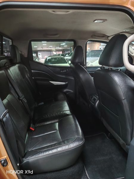 2017-Nissan-Navara-23D-LE-4x4-Auto-Double-Cab_7