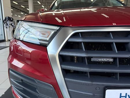 2018-Audi-Q5-20-TDI-quattro-Auto-40-TDI_5
