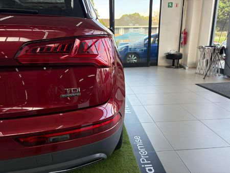 2018-Audi-Q5-20-TDI-quattro-Auto-40-TDI_8