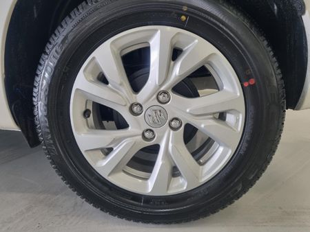 2026-Suzuki-Swift-12-GL_3