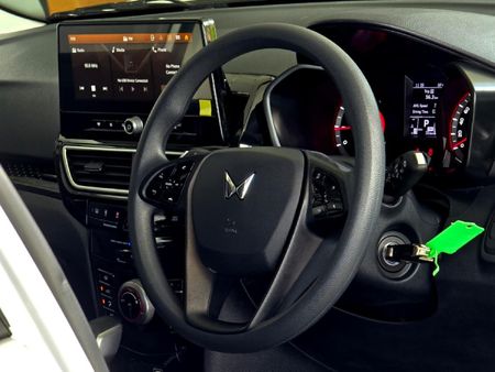 2026-Mahindra-XUV-3XO-12T-MX3-Auto_8