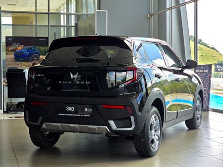 2026-Mahindra-XUV-3XO-12T-MX2-Auto_13
