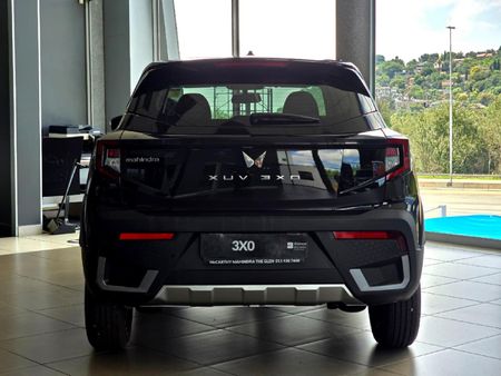 2026-Mahindra-XUV-3XO-12T-MX2-Auto_15