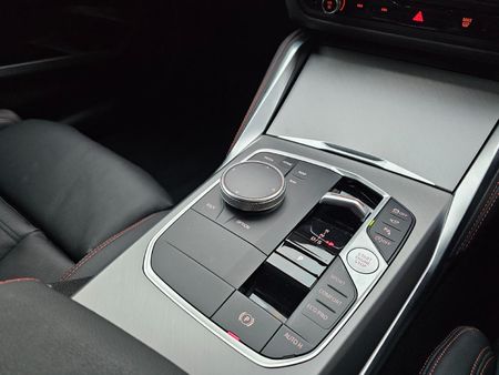 2026-BMW-2-Series-M240i-Auto_10