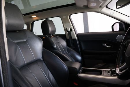 2019-Land-Rover-Range-Rover-Evoque-20-TD4-SE_9
