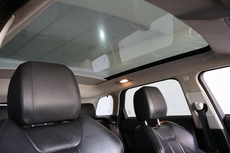 2019-Land-Rover-Range-Rover-Evoque-20-TD4-SE_8