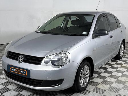 2011-Volkswagen-Polo-Vivo-16-Trendline_0