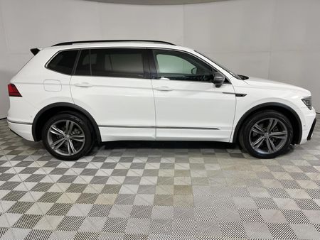 2019-Volkswagen-Tiguan-Allspace-20-TSI-Comfortline-4Motion-Auto-132kW_16