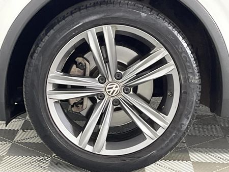 2019-Volkswagen-Tiguan-Allspace-20-TSI-Comfortline-4Motion-Auto-132kW_4