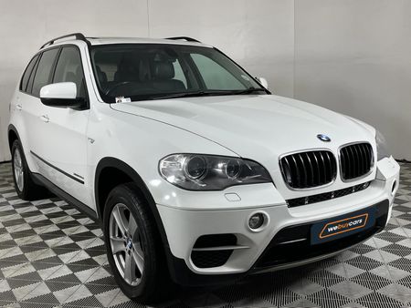 2013-BMW-X5-xDrive30d-Exclusive-Auto_15