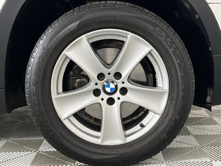 2013-BMW-X5-xDrive30d-Exclusive-Auto_5