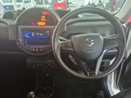 2023-Suzuki-S-Presso-10-GL_13