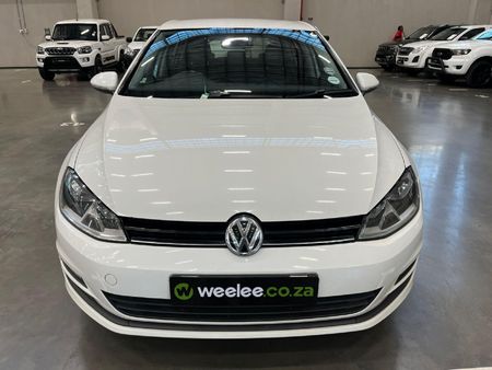 2017-Volkswagen-Golf-VII-14-TSI-Comfortline-Auto_7