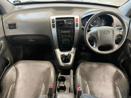 2007-Hyundai-Tucson-20-GLS_9