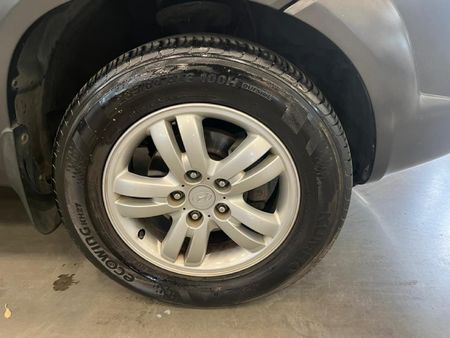 2007-Hyundai-Tucson-20-GLS_8