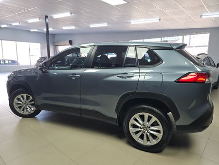 2023-Toyota-Corolla-Cross-18-XI_4