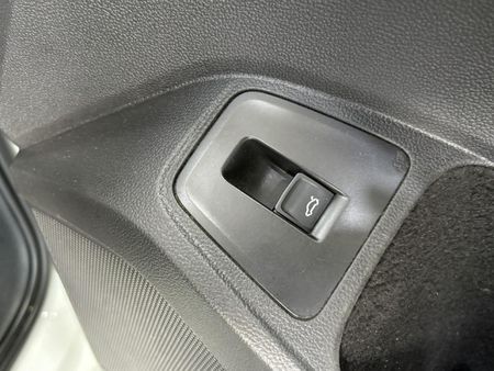 2021-Volkswagen-Tiguan-Allspace-20-TSI-Highline-4Motion-Auto-162kW_13