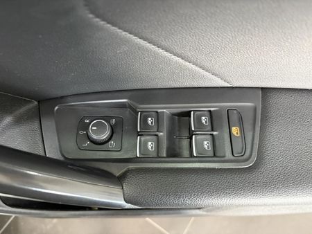2021-Volkswagen-Tiguan-Allspace-20-TSI-Highline-4Motion-Auto-162kW_8