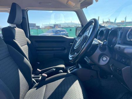 2021-Suzuki-Jimny-15-GLX-Auto_10
