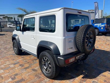 2021-Suzuki-Jimny-15-GLX-Auto_4