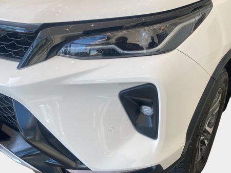 2025-Toyota-Fortuner-24-GD-6-4x4-Auto_17