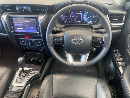 2025-Toyota-Fortuner-24-GD-6-4x4-Auto_21