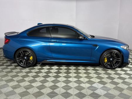2017-BMW-M2-Coupe-Auto_17