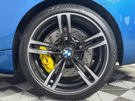 2017-BMW-M2-Coupe-Auto_5