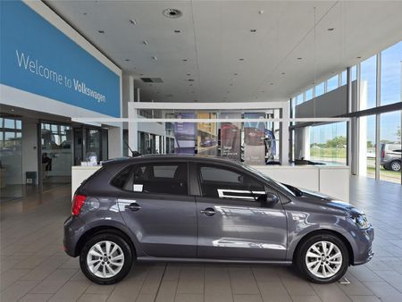 2026-Volkswagen-Polo-Vivo-14-Life_1