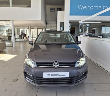 2025-Volkswagen-Polo-Vivo-14-Life_4
