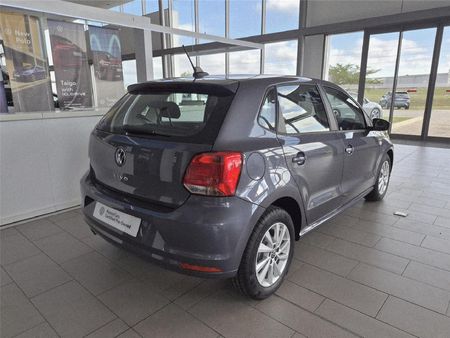 2025-Volkswagen-Polo-Vivo-14-Life_3