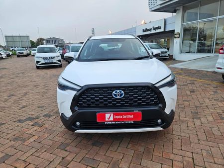 2024-Toyota-Corolla-Cross-18-XS-Hybrid_3