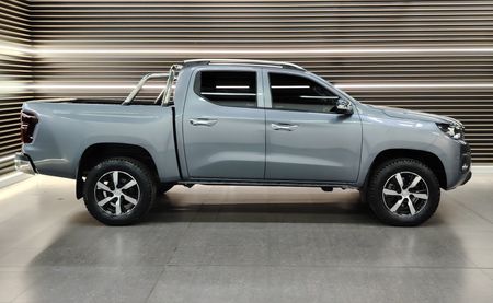2024-Peugeot-Landtrek-19D-Allure-Double-Cab-Auto_2