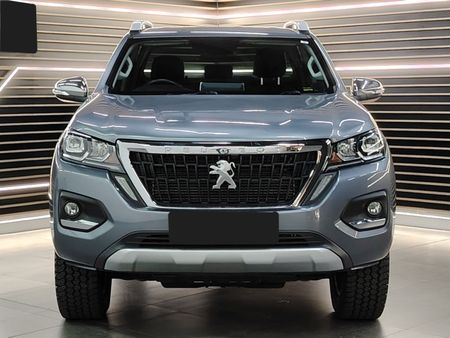 2024-Peugeot-Landtrek-19D-Allure-Double-Cab-Auto_4