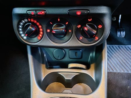2019-Opel-Corsa-10T-EcoFlex-Enjoy-5-dr-85kW_13