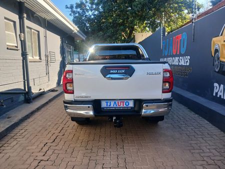 2023-Toyota-Hilux-24-GD-6-Raised-Body-SRX-Auto-Extended-Cab_5