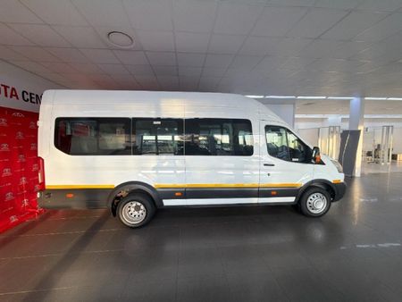 2016-Ford-Tourneo-22-TDCi-ELWB-100KW_6