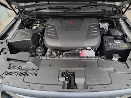 2026-Foton-Tunland-20T-G7-Luxury-Double-Cab-Auto_10