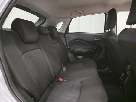 2025-Toyota-Starlet-15-XR_16