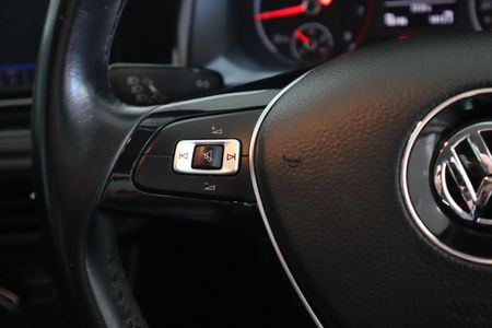 2019-Volkswagen-Polo-10-TSI-Comfortline_18