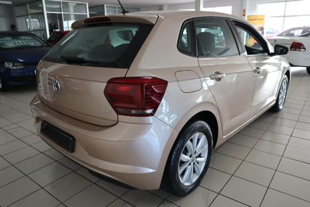 2019-Volkswagen-Polo-10-TSI-Comfortline_1