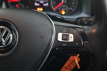 2019-Volkswagen-Polo-10-TSI-Comfortline_22