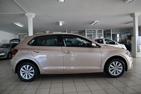 2019-Volkswagen-Polo-10-TSI-Comfortline_5