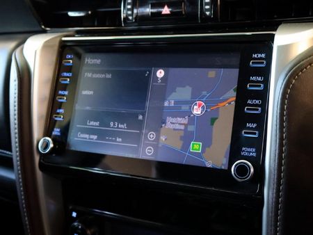 2020-Toyota-Fortuner-28-GD-6-Epic-Black-Auto_14