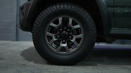 2022-Suzuki-Jimny-15-GLX-Auto_6
