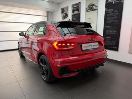 2026-Audi-A1-Sportback-30-TFSI-Black-Edition-S-Tronic_4