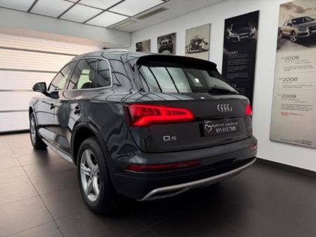 2019-Audi-Q5-20-TDI-quattro-Sport-Auto-40-TDI_5