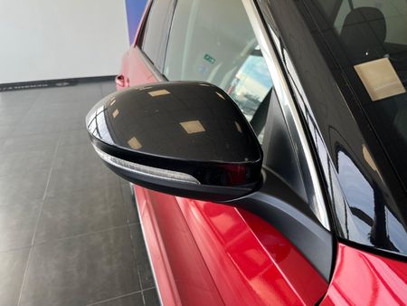 2024-Volkswagen-T-Roc-14-TSI-Design-Auto_9