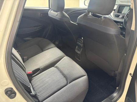 2024-Toyota-Starlet-15-XS-Auto_10