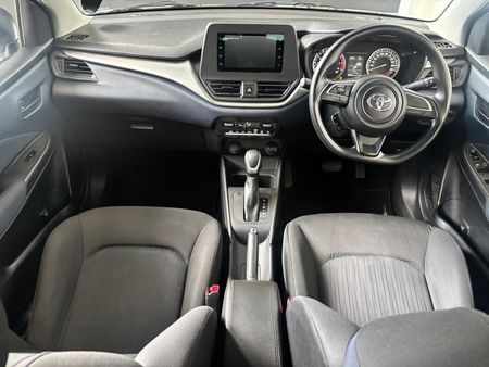 2024-Toyota-Starlet-15-XS-Auto_7